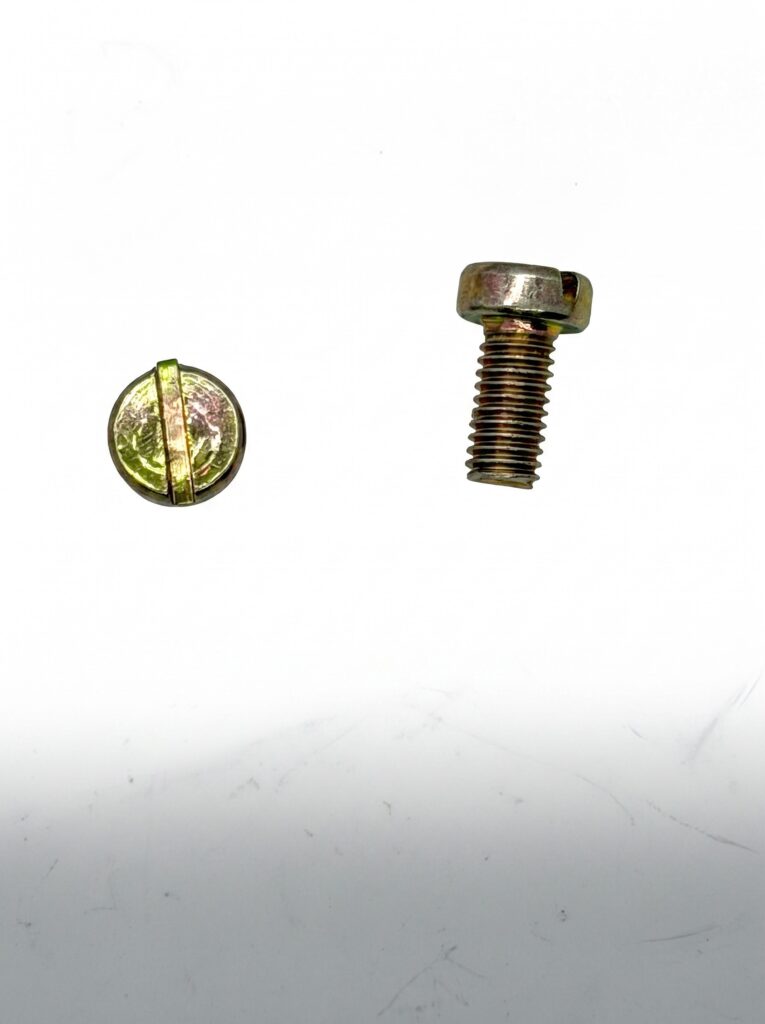 Slotted Cheese Head Screws